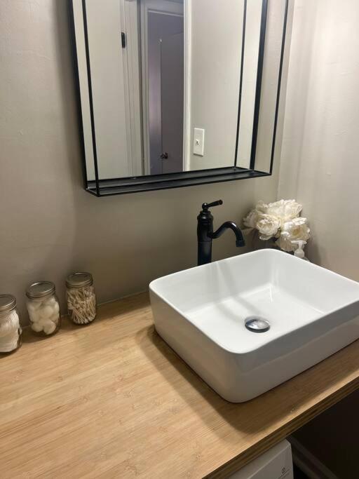 롤리 Indigo Downtownwalkable Kingbed 아파트 외부 사진